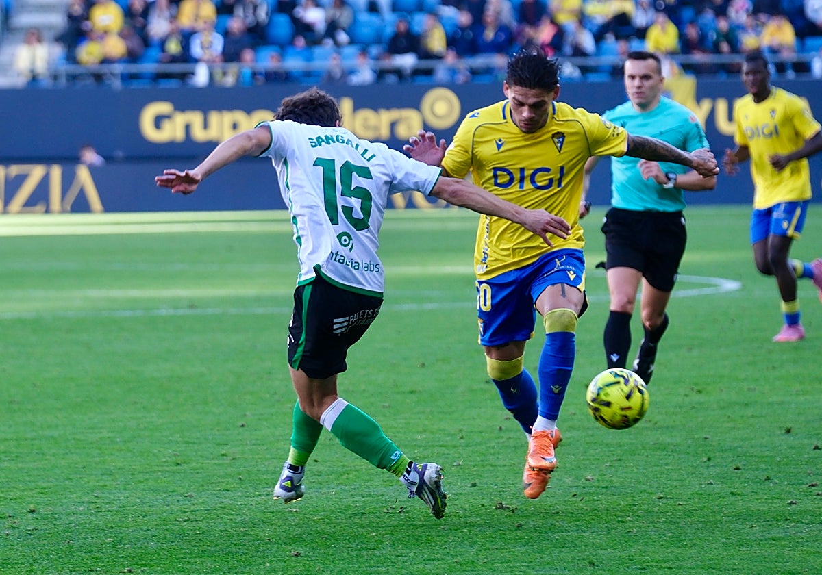 Ocampo no tuvo su día ante el Racing.