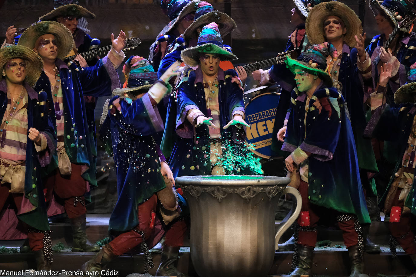 Fotos: Comparsa &#039;El embrujo de Cádiz&#039;