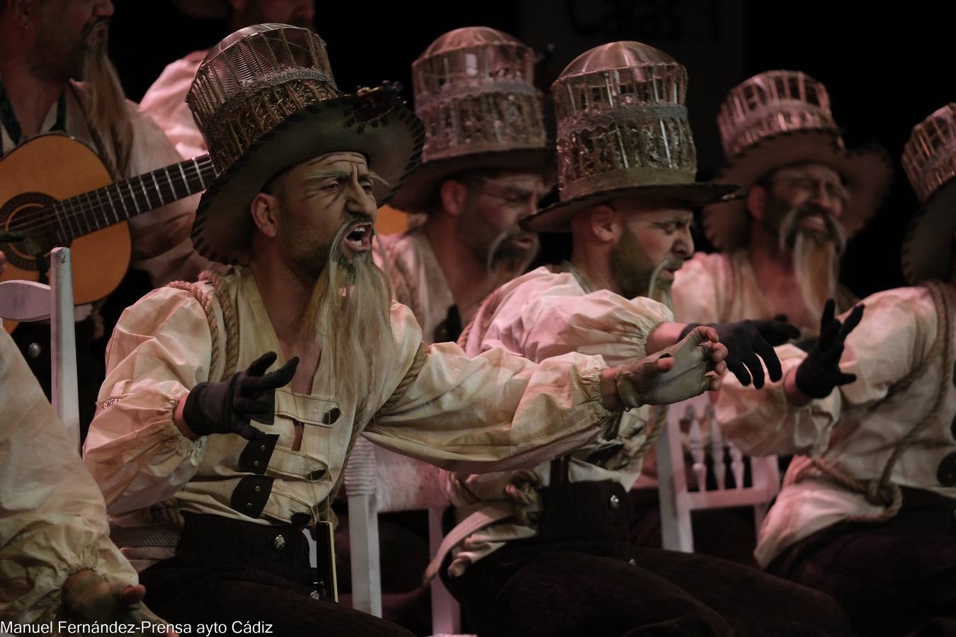 FOTOS: &#039;La jaula de las locas (Comparsa) en el COAC 2023