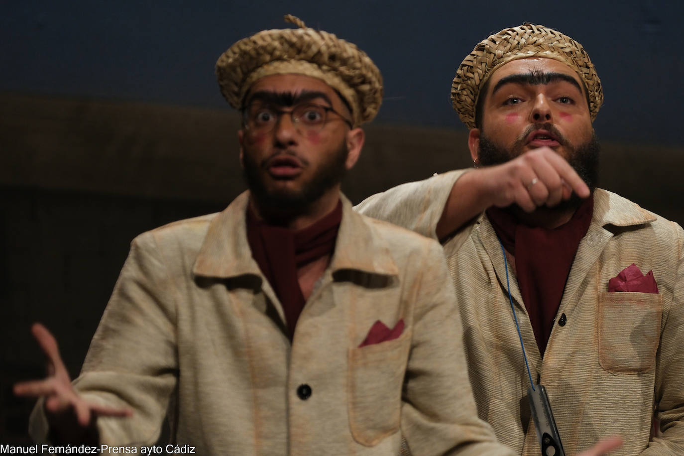 Fotos: Chirigota &#039;Çembrando coplah la comparça del pueblo&#039;