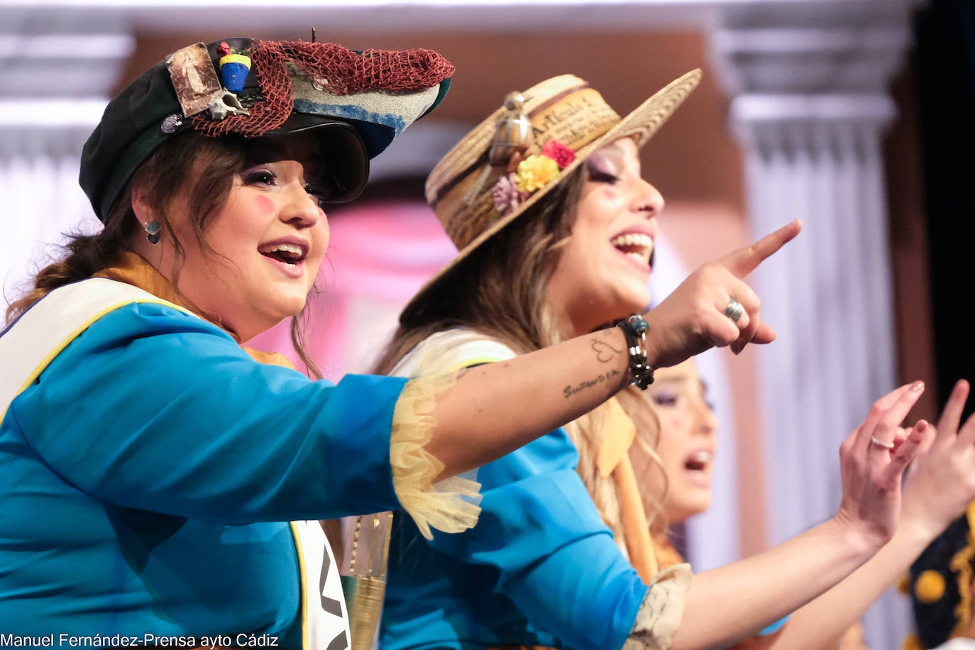 Fotos: Comparsa &#039;El cantón independiente&#039;