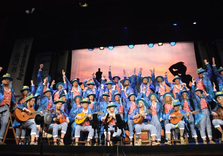 Así le hemos contado la última sesión de cuartos del Concurso del Carnaval de Cádiz desde el Gran Teatro Falla