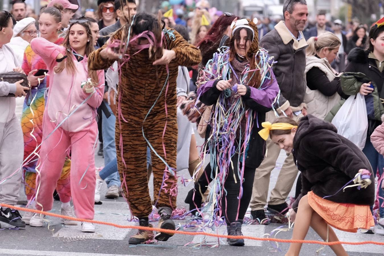 Fotos: las mejores imágenes de la Cabalgata Magna del Carnaval de Cádiz