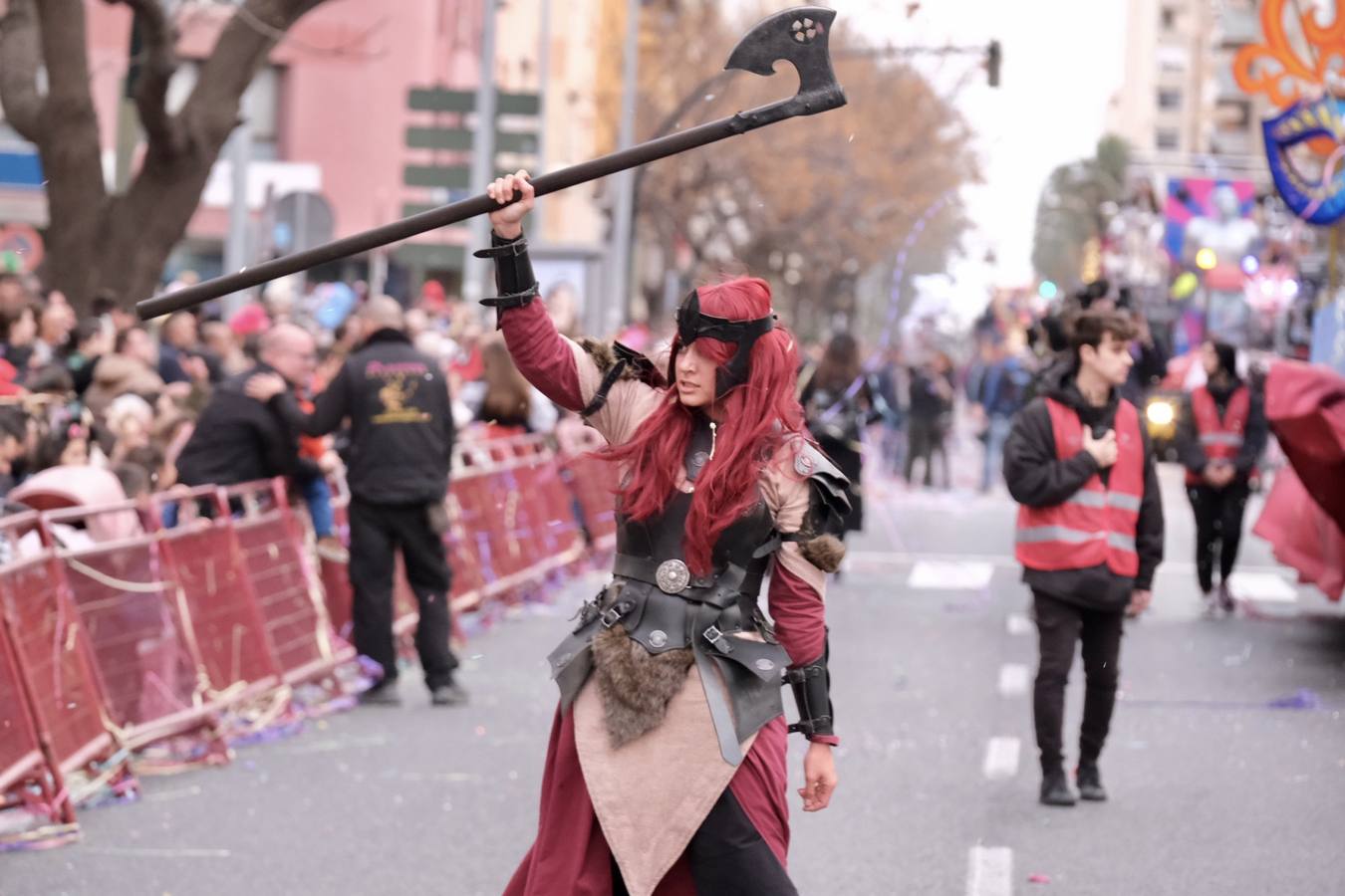 Fotos: las mejores imágenes de la Cabalgata Magna del Carnaval de Cádiz