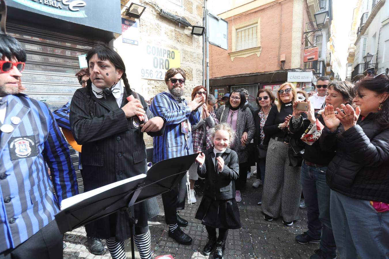 Fotos: el domingo de coros en imágenes; Cádiz sigue de Carnaval