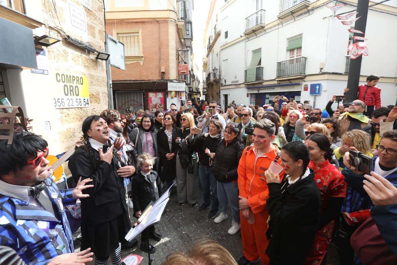 Fotos: el domingo de coros en imágenes; Cádiz sigue de Carnaval