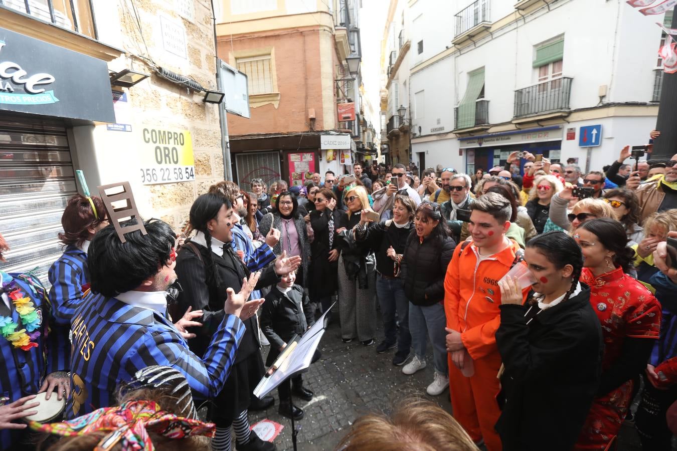 Fotos: el domingo de coros en imágenes; Cádiz sigue de Carnaval