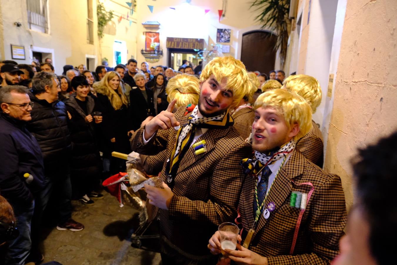 Las imágenes del Miércoles de Carnaval en Cádiz