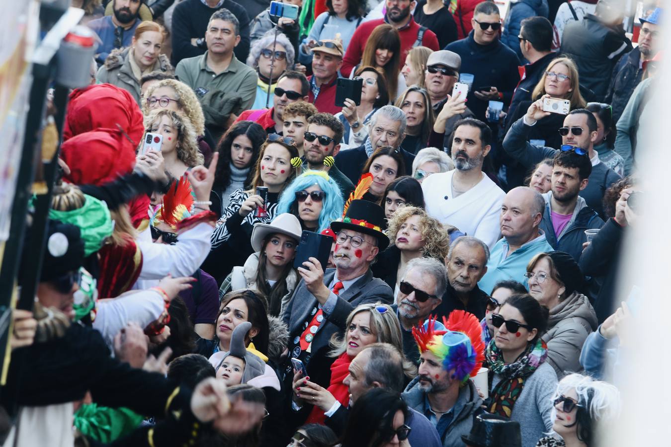 Las imágenes del Domingo de Piñata en el Carnaval de Cádiz 2023