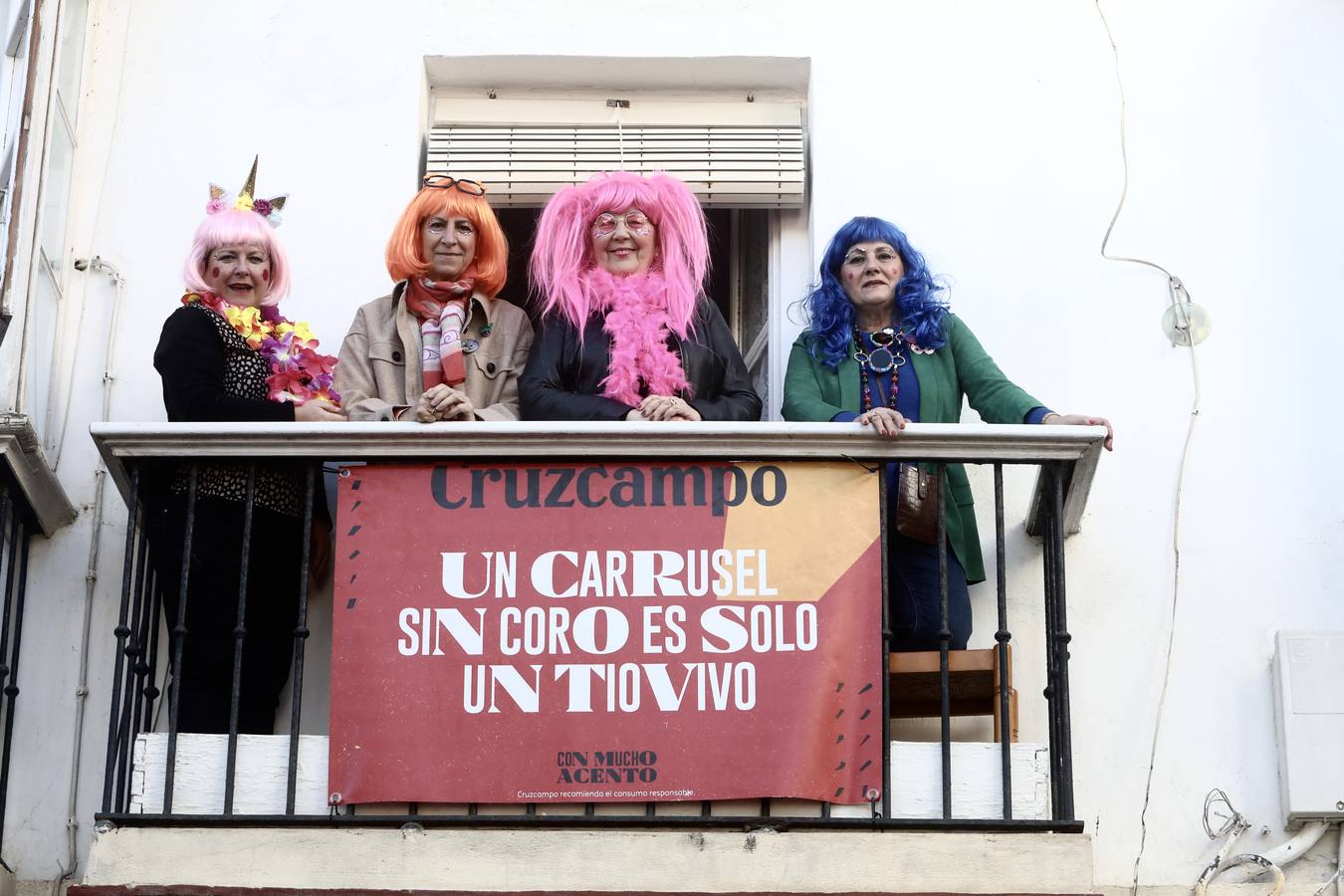 Las imágenes del Domingo de Piñata en el Carnaval de Cádiz 2023