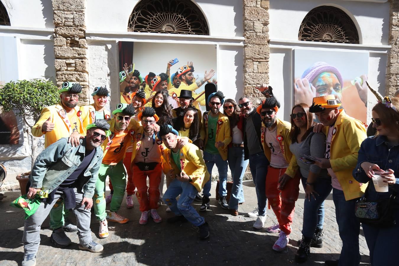 Las imágenes del Domingo de Piñata en el Carnaval de Cádiz 2023