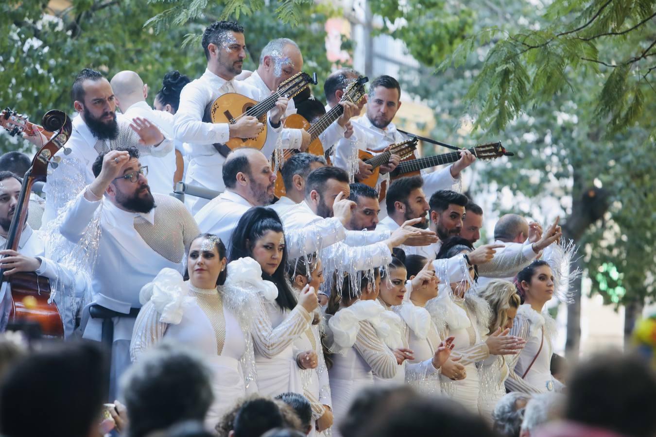 Las imágenes del Domingo de Piñata en el Carnaval de Cádiz 2023
