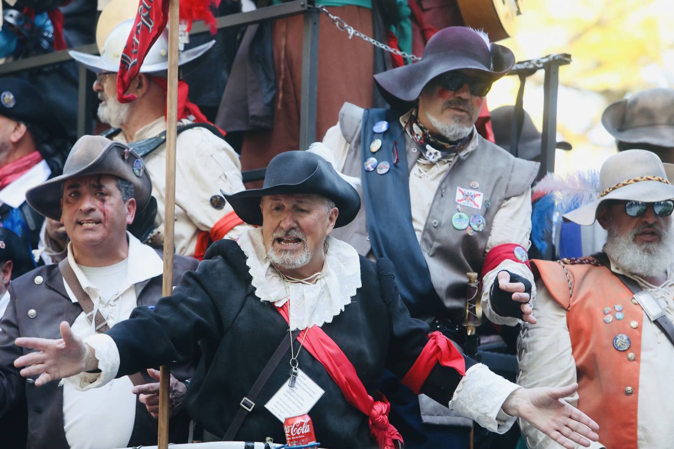 Las imágenes del Domingo de Piñata en el Carnaval de Cádiz 2023