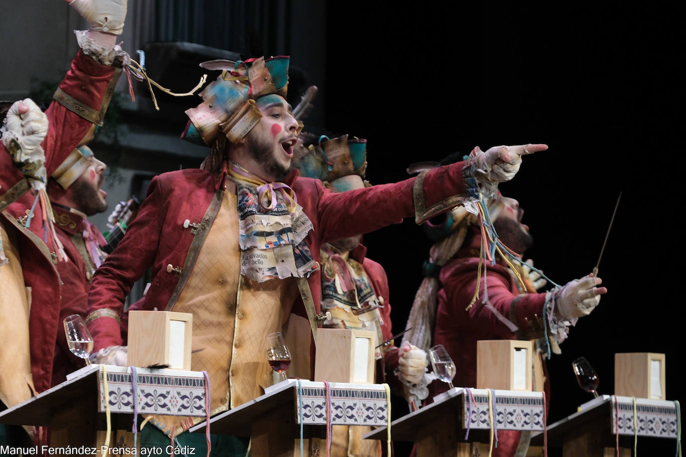 FOTOS: La compasa de los hermanos Pastrana &#039;Vuelve ya el 3x4&#039; en el COAC 2024