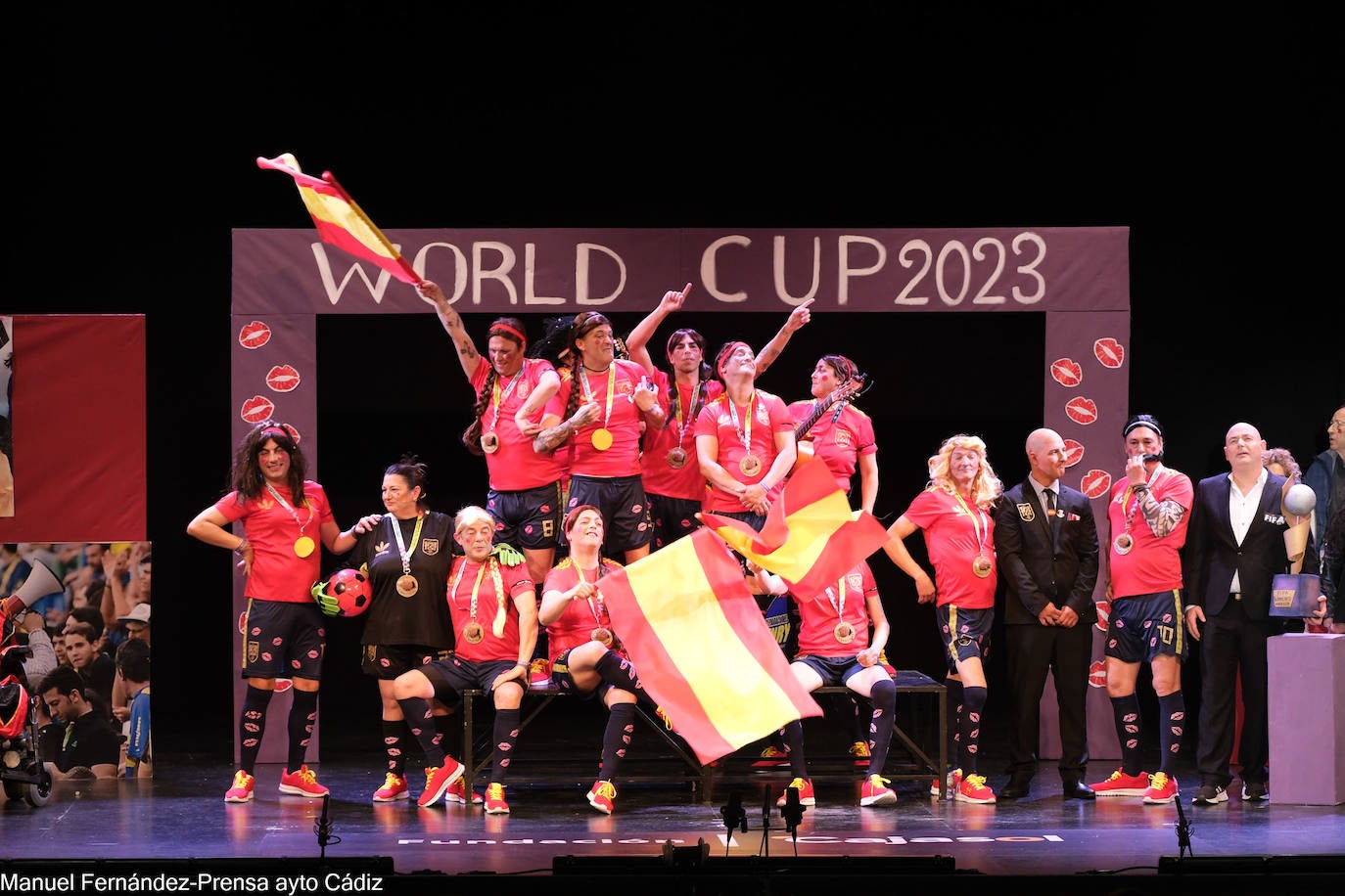 Fotos: Chirigota &#039;No hay verano sin besos&#039; en la séptima sesión de preliminares del COAC 2024