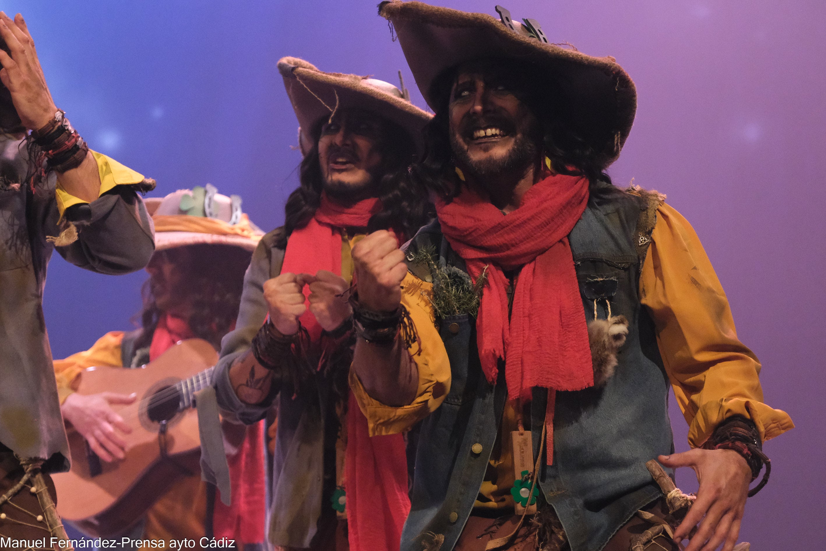 Fotos: &#039;Los amuletos&#039; reivindican en el Gran Teatro Falla