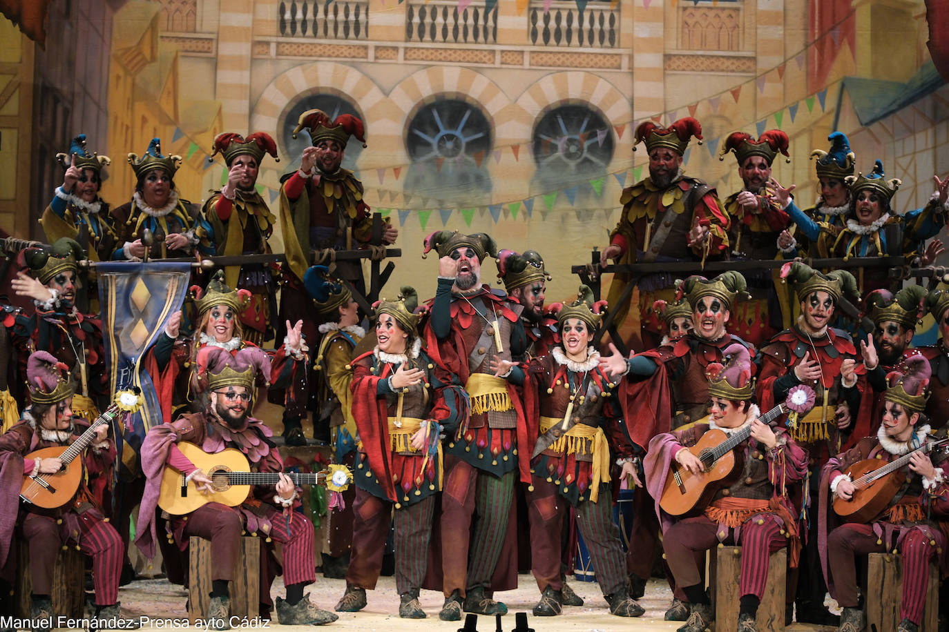 Fotos: Coro &#039;La fiesta de los locos&#039; en el COAC 2024, Carnaval de Cádiz