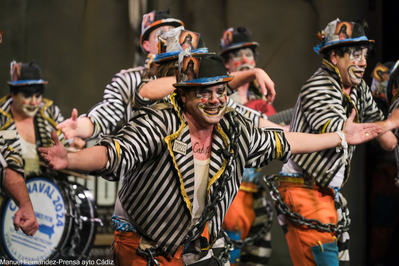 Fotos: &#039;La callejera invisible&#039; defiende su primer premio en el COAC 2024