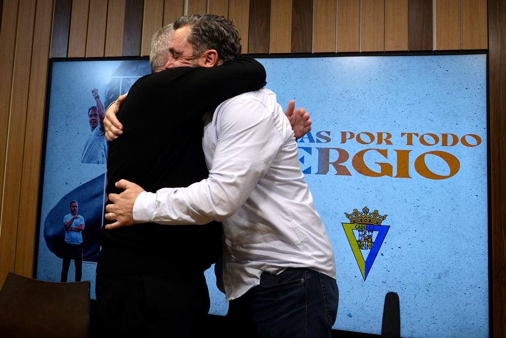 Fotos: Lágrimas y emoción en la despedida de Sergio González del Cádiz CF