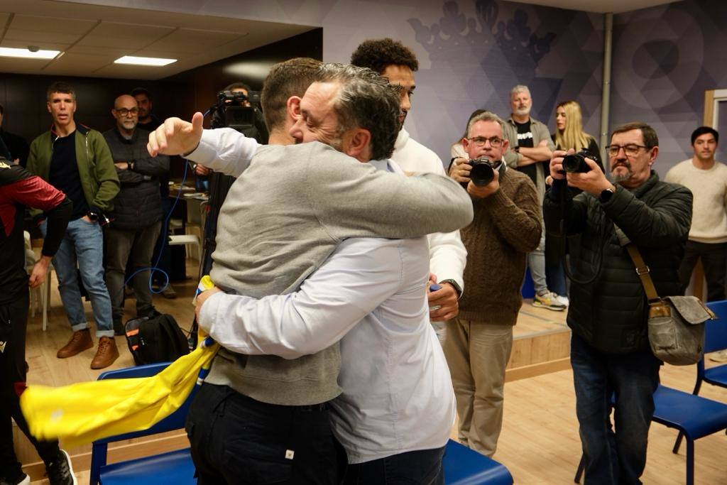 Fotos: Lágrimas y emoción en la despedida de Sergio González del Cádiz CF