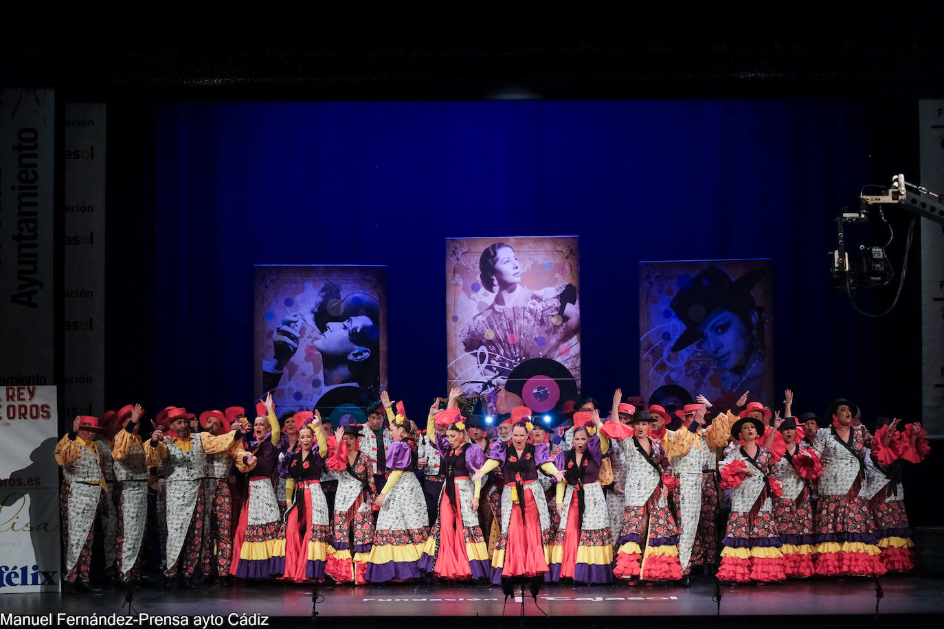 Fotos: Coro &#039;El baúl de la Piquer&#039; en el COAC 2024