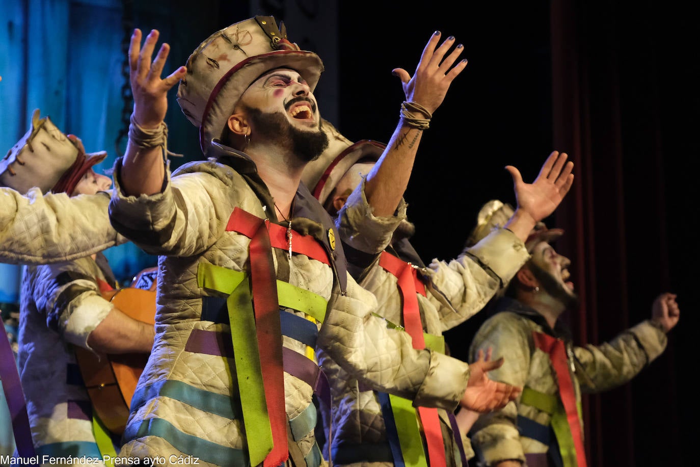 FOTOS: La comparsa &#039;Donde fuimos felices&#039; en el COAC 2024, del Carnaval de Cádiz