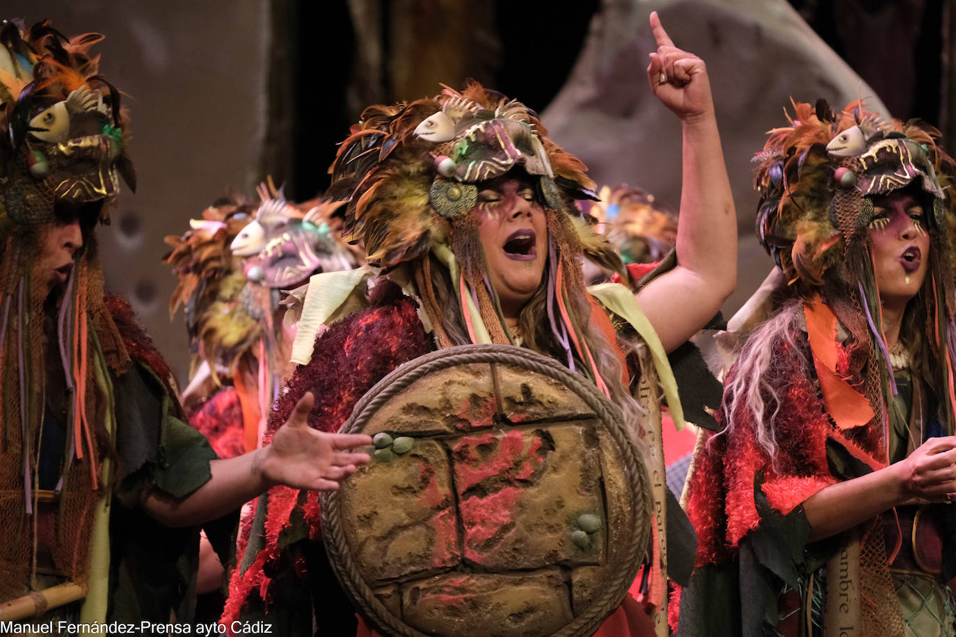 FOTOS: Comparsa &#039;Cadígenas&#039; en el COAC 2024, del Carnaval de Cádiz