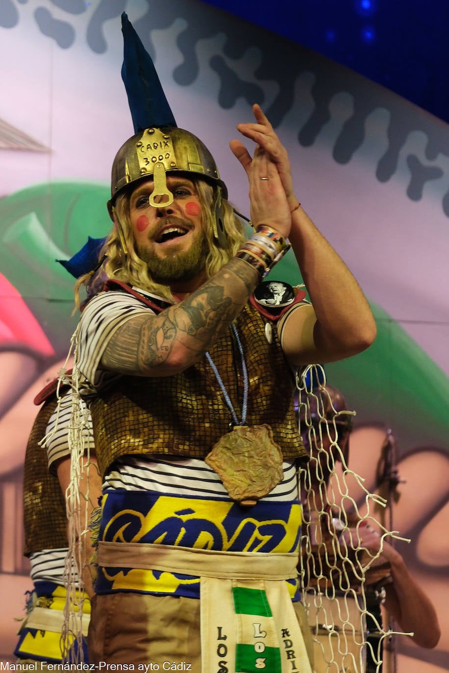 Fotos: &#039;Los que salieron perdiendo&#039; conquistan en preliminares