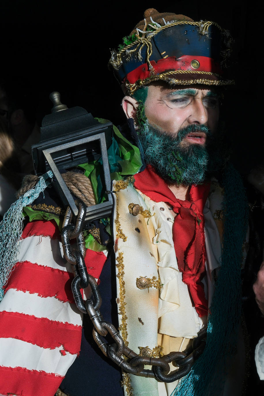 Fotos: &#039;Los iluminados&#039; se embriagan de luz en La Caleta antes de marchar al Falla