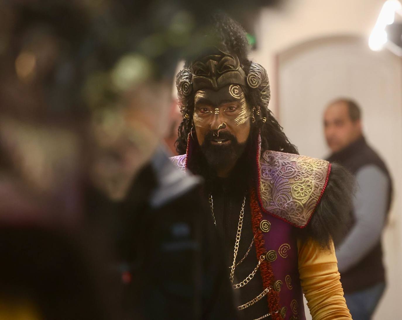 Una de animales en el Falla: ovejas negras, grinchs y el fondo marino de la Caleta, en camerinos