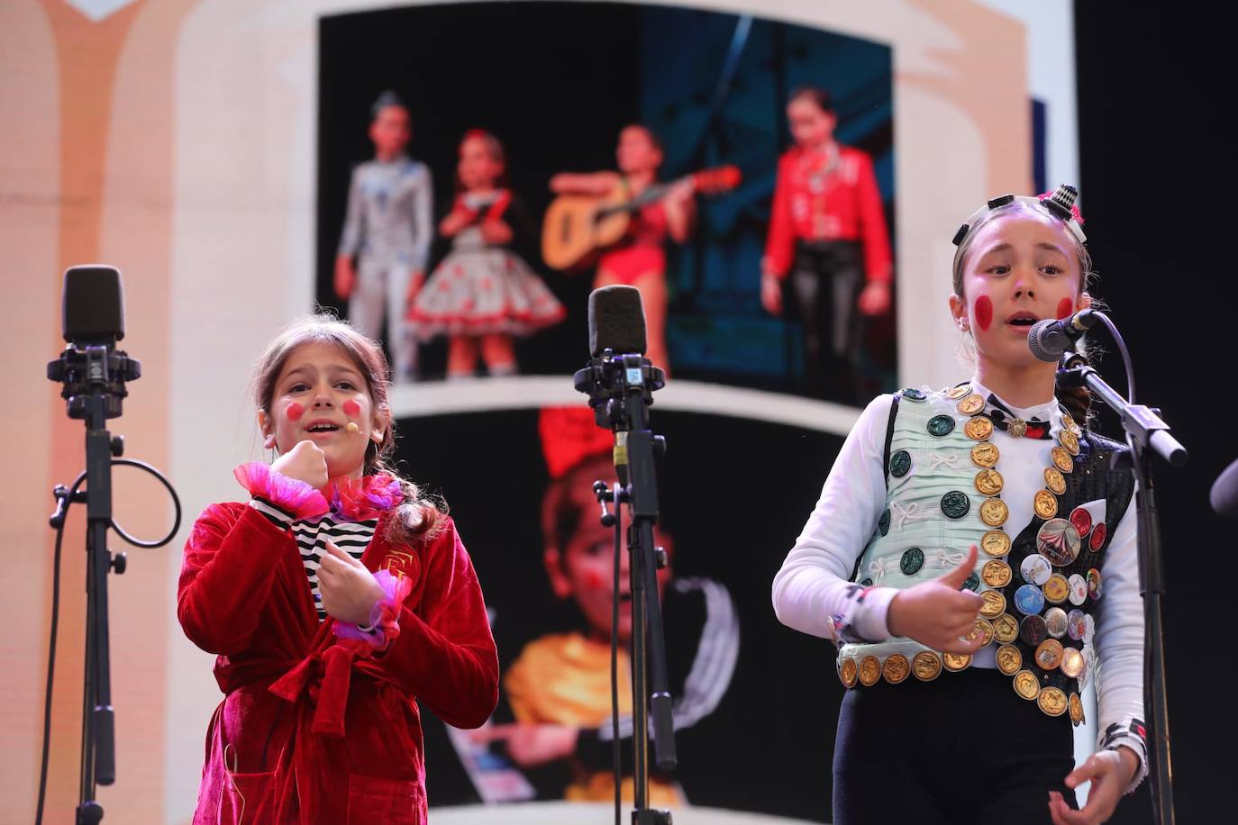 Fotos: Pregón infantil, tanquillos y circuito de agrupaciones en el miércoles de Carnaval