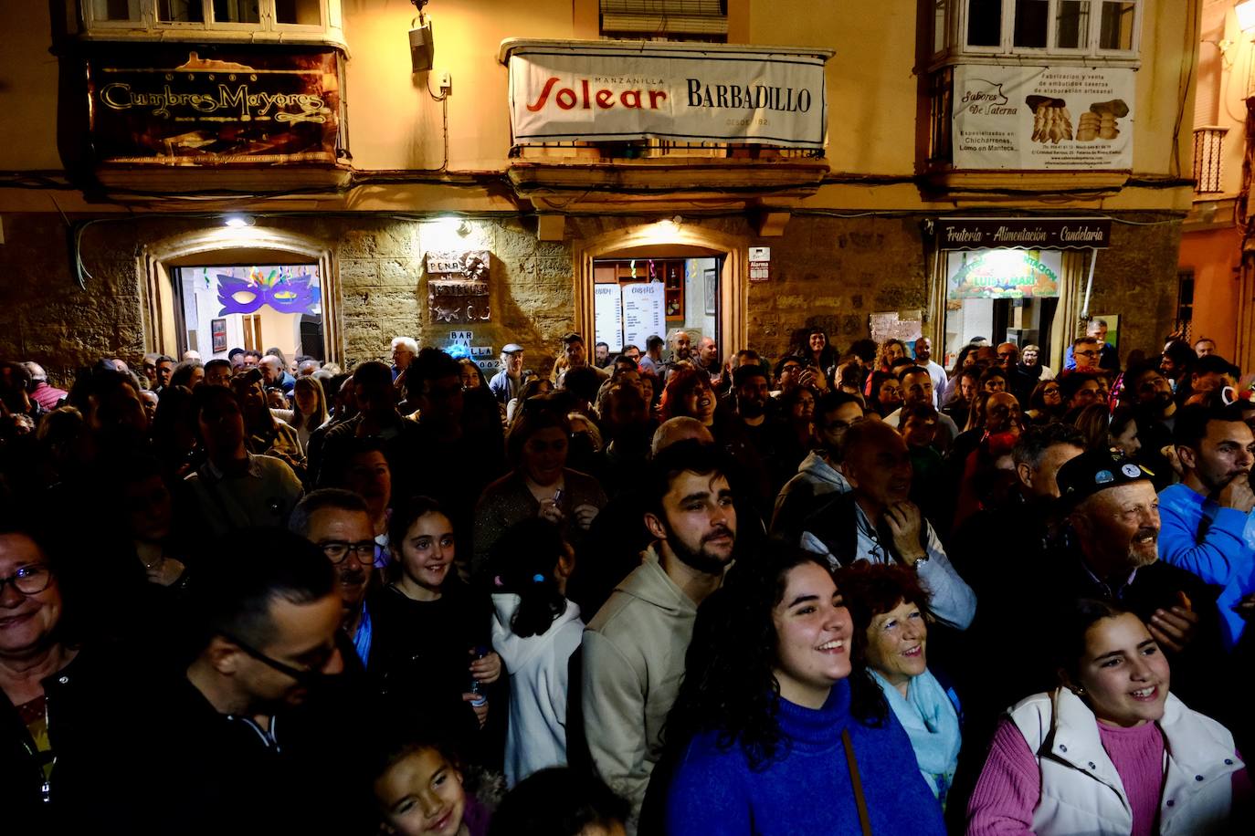 Fotos: Pregón infantil, tanquillos y circuito de agrupaciones en el miércoles de Carnaval