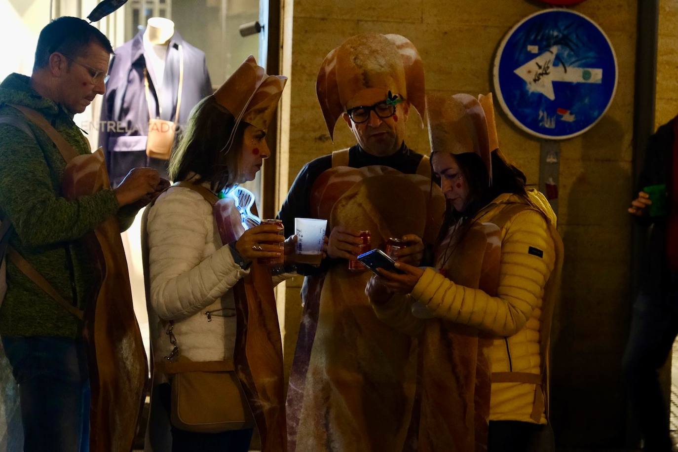 Fotos: Cádiz va despidiendo su Carnaval por todo lo alto