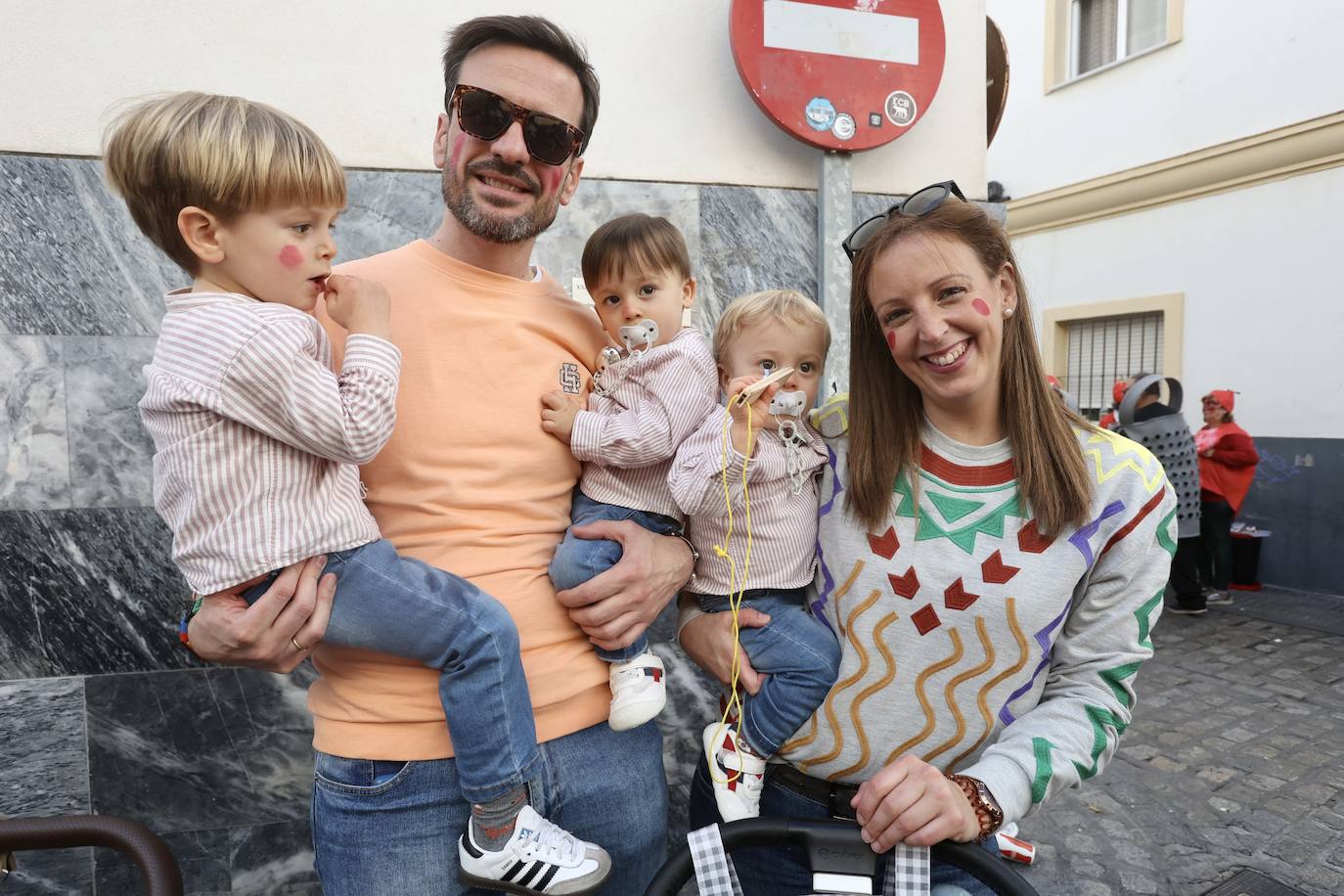 Fotos: Tanguillos, coros y gran ambiente en el sábado de Carnaval