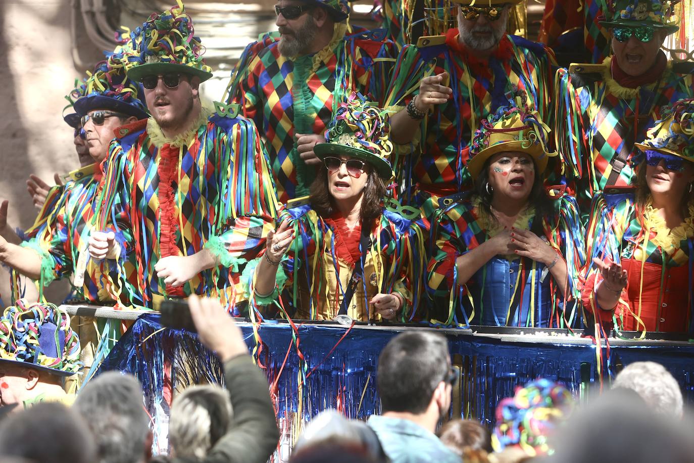 Fotos: Tanguillos, coros y gran ambiente en el sábado de Carnaval