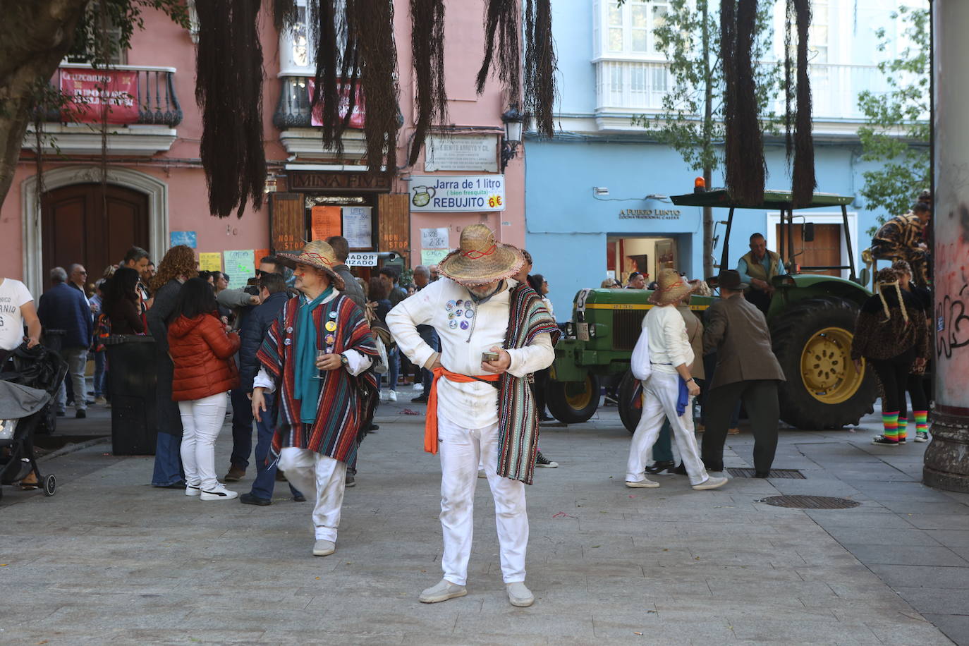 Fotos: Cantera, coros y gran ambiente en un soleado Domingo de Piñata