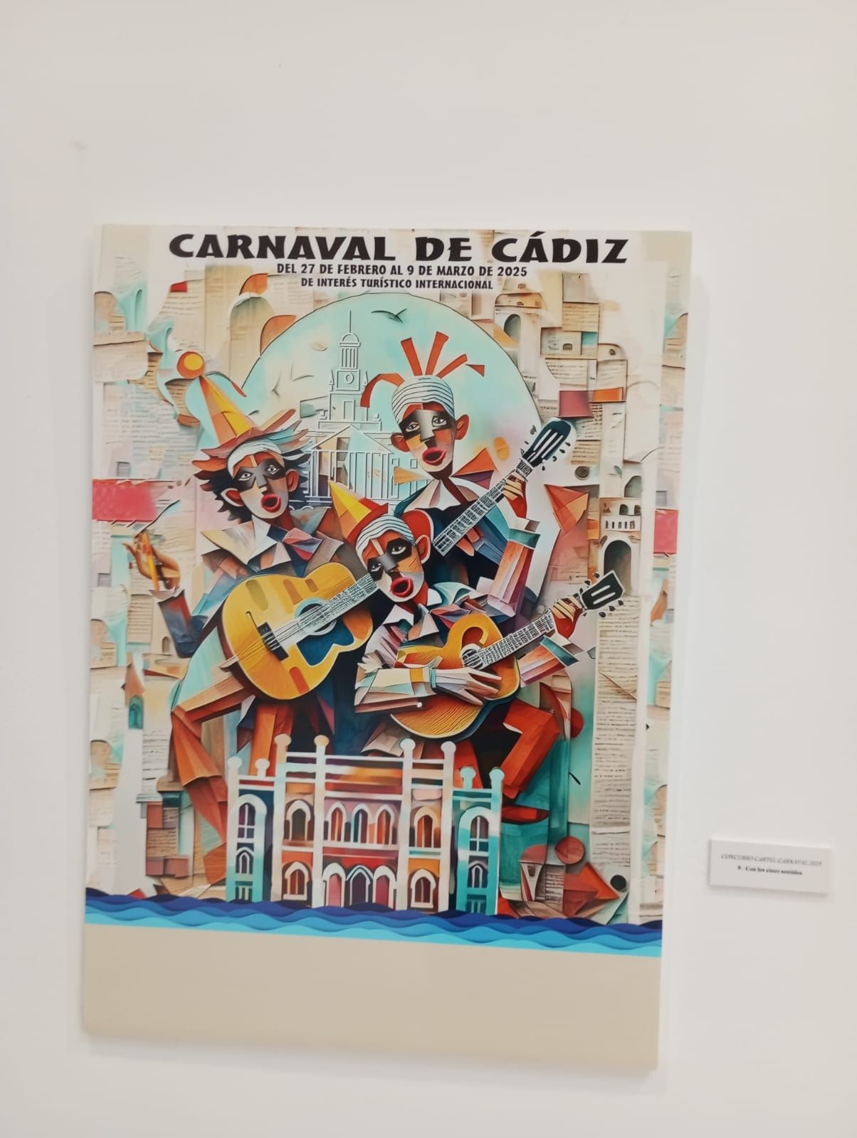 Fotos: la exposición con todos los carteles de Carnaval de Cádiz