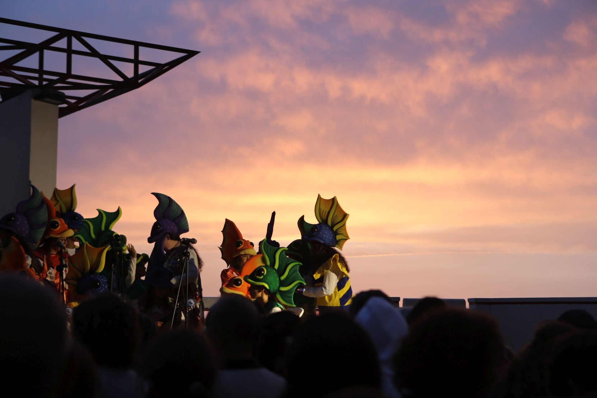 Las mejores fotos del Carnaval de verano en el Paseo Marítimo de Cádiz