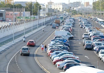 Dónde aparcar en el Carnaval de Cádiz 2025: parkings, zona azul y bolsas de aparcamiento