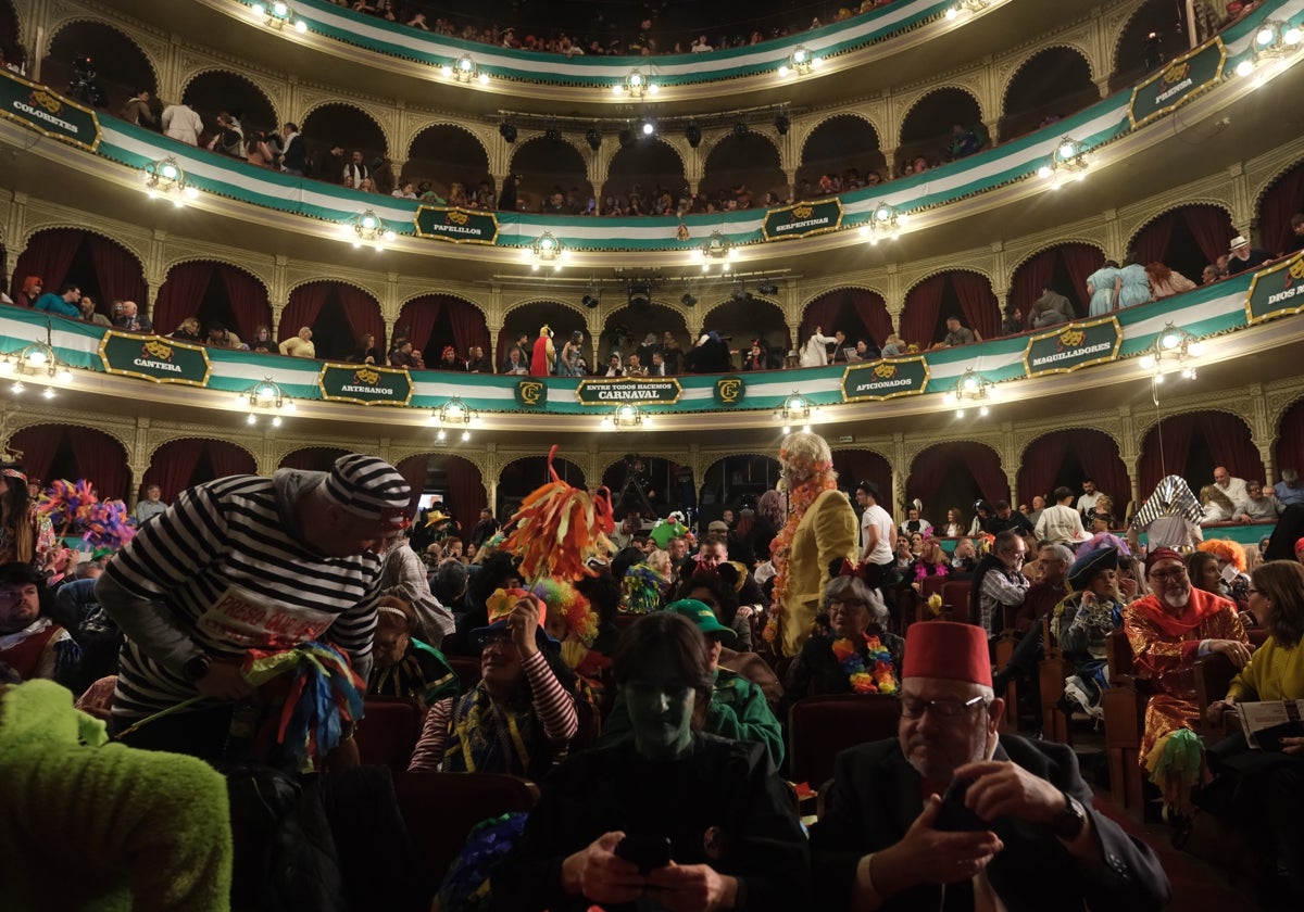 Ambiente del público de la Gran Final.