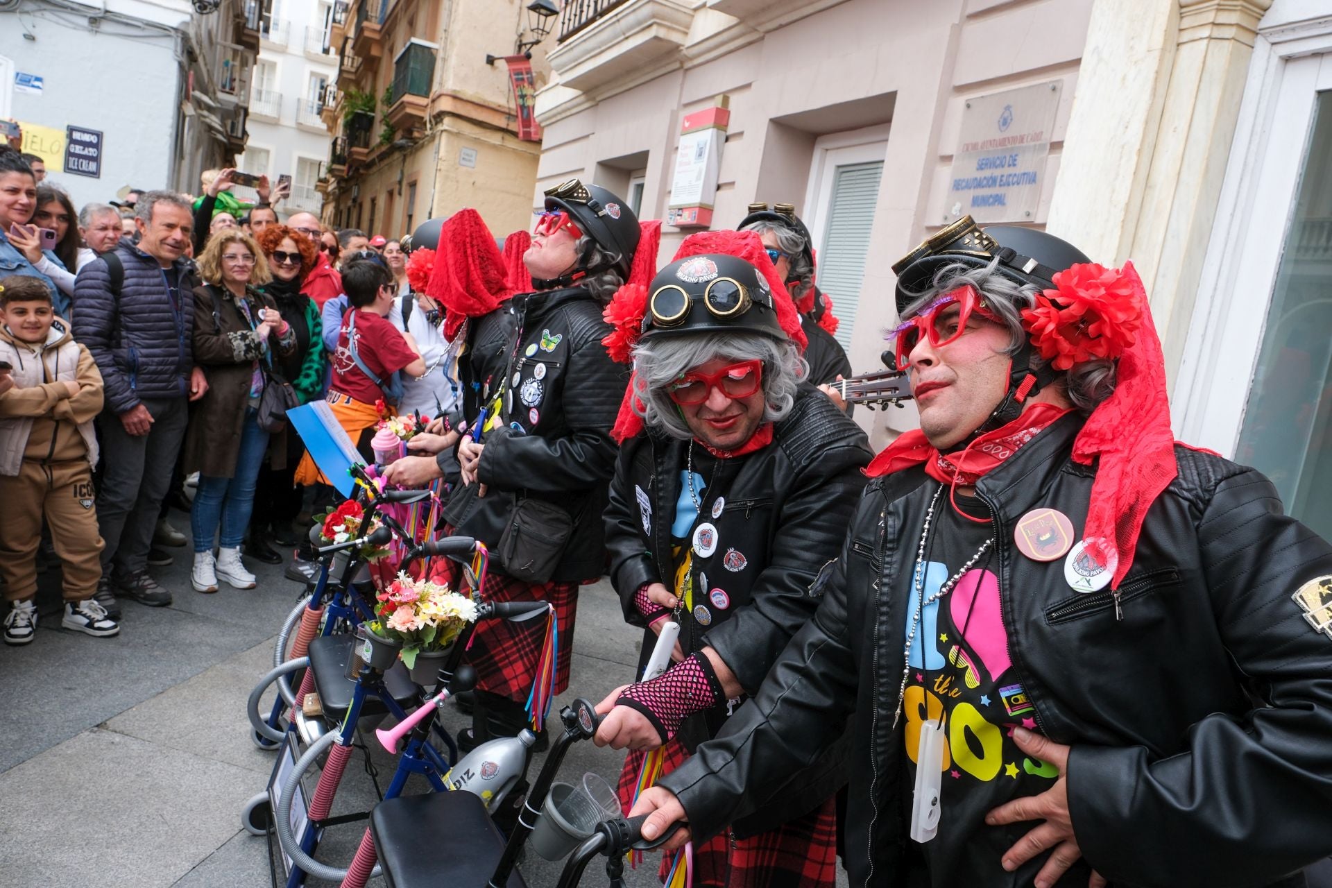 El ambiente del domingo de Carnaval, en imágenes