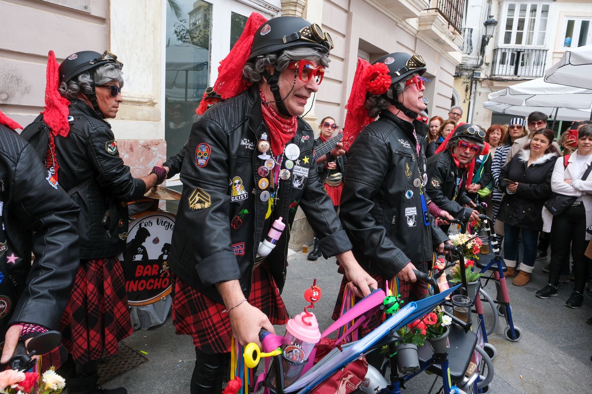 El ambiente del domingo de Carnaval, en imágenes