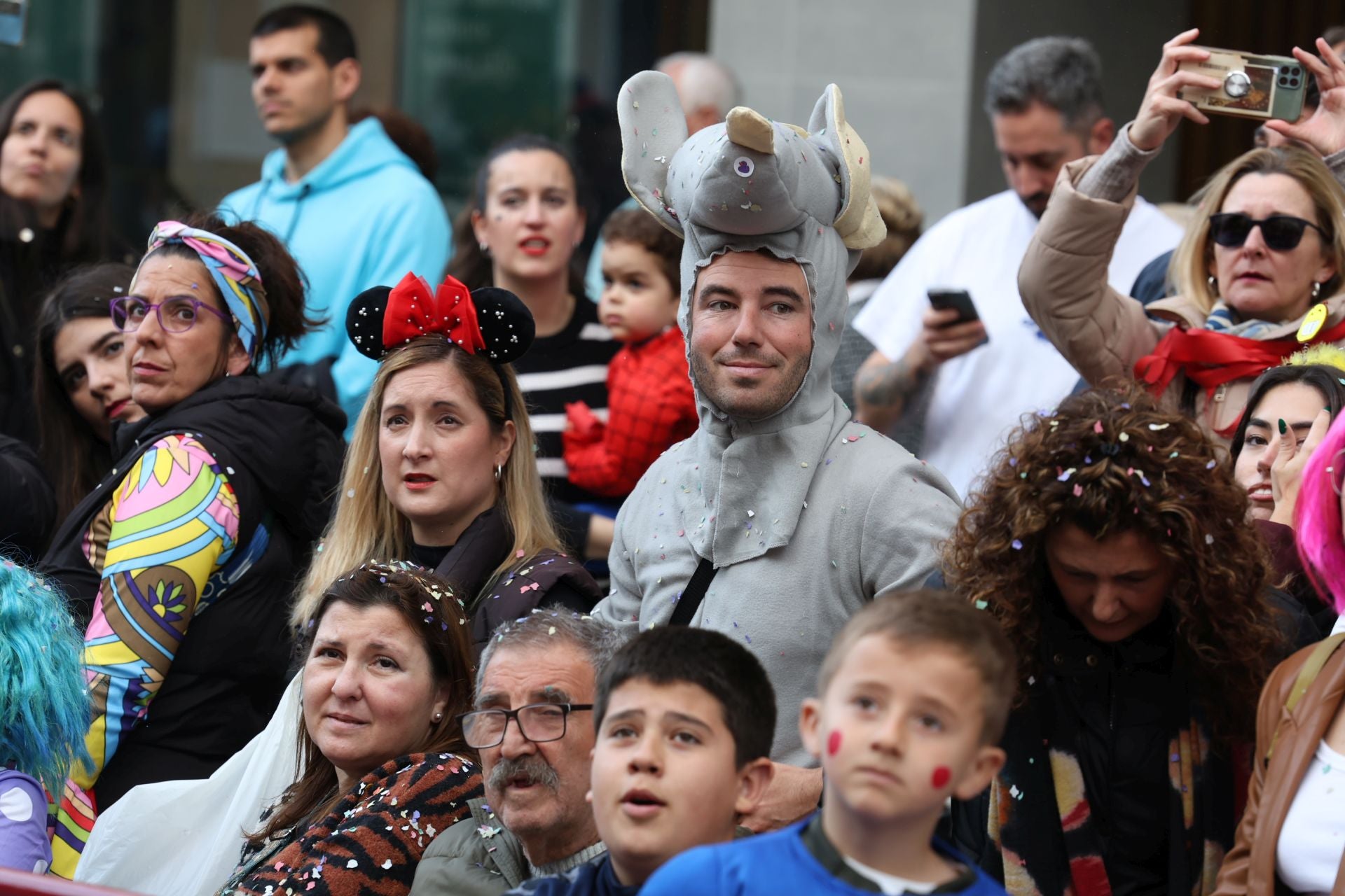 Fotos: Así ha sido la Gran Cabalgata de Carnaval de Cádiz