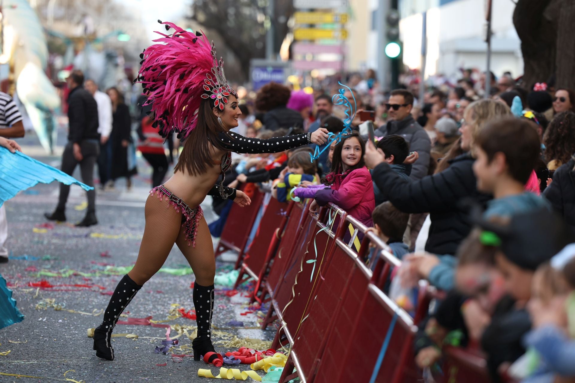 Fotos: Así ha sido la Gran Cabalgata de Carnaval de Cádiz