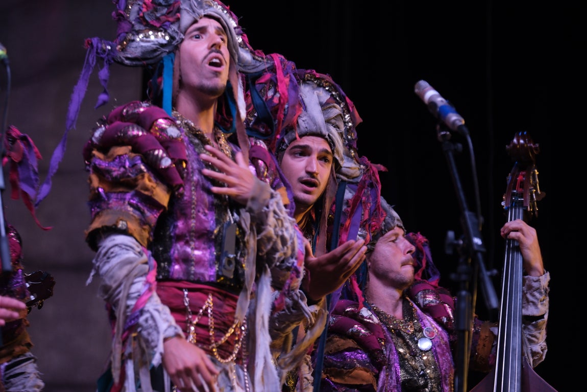Mágica noche de Carnaval en Cádiz Music Stadium