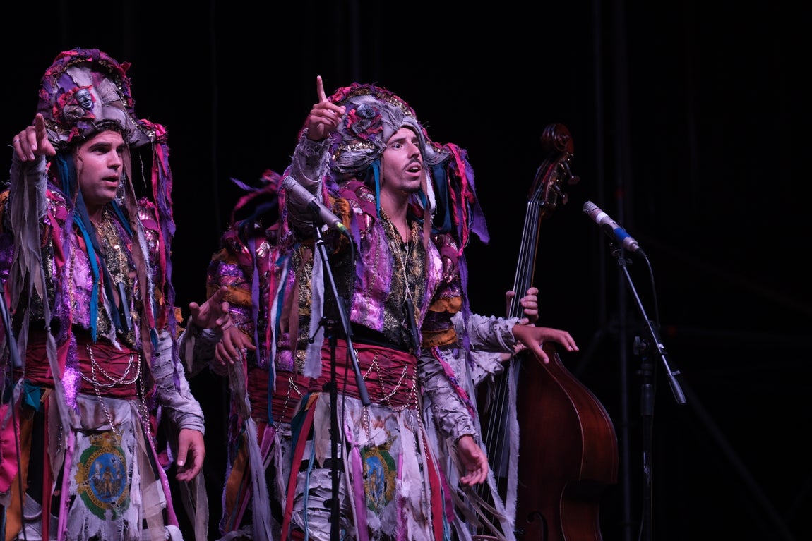 Mágica noche de Carnaval en Cádiz Music Stadium
