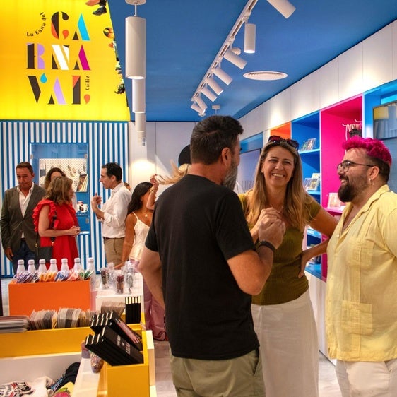 La Casa del Carnaval abre su tienda