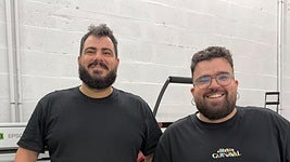 La Fábrica del Carnaval: el mercado donde Cádiz produce, vende y recuerda lo suyo