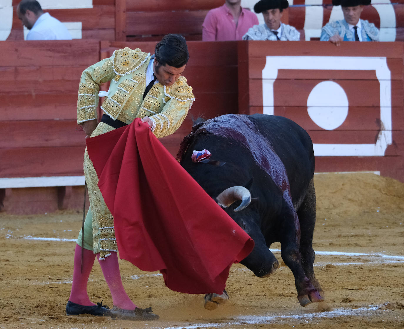Fotos: la maravillosa faena de Morante en Jerez