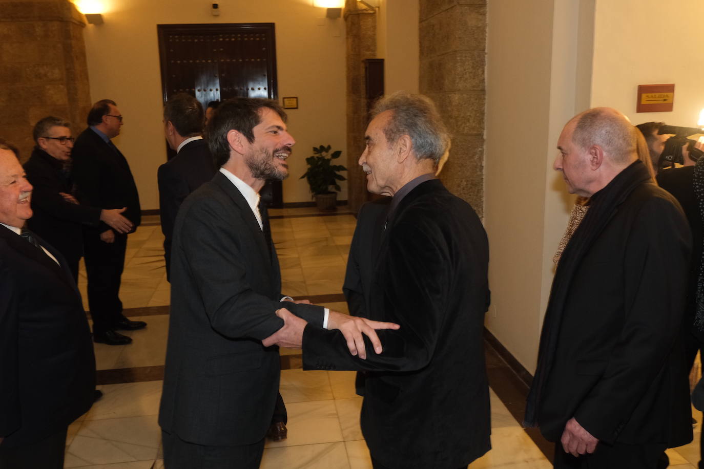 Fotos: Recepción de Ernest Urtasun a los galardonados con las Medallas al Mérito de Bellas Artes 2022